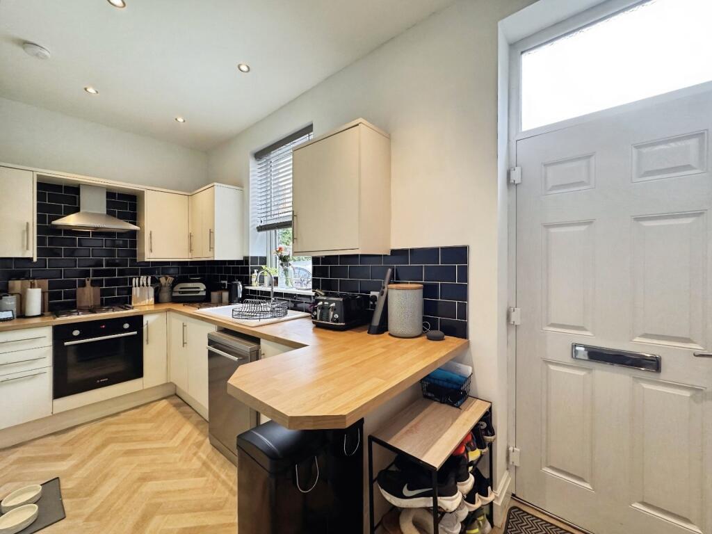 Additional image 3 of Tennyson Place, Cleckheaton, BD19