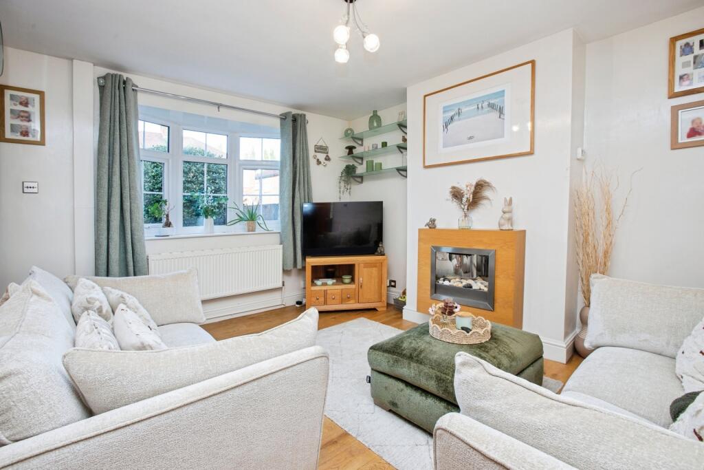 Stancliffe Avenue, Nottingham, Nottinghamshire, NG6 photo 3