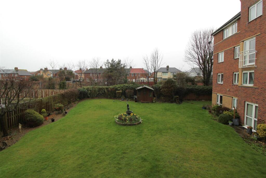 Bede Court, Marden Avenue photo 4