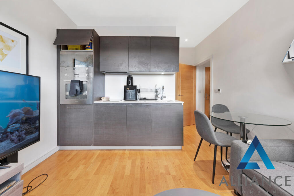 Apartment in London - View 3