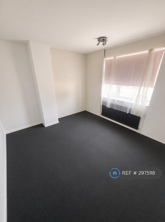 House in Coventry, Ball Hill - More