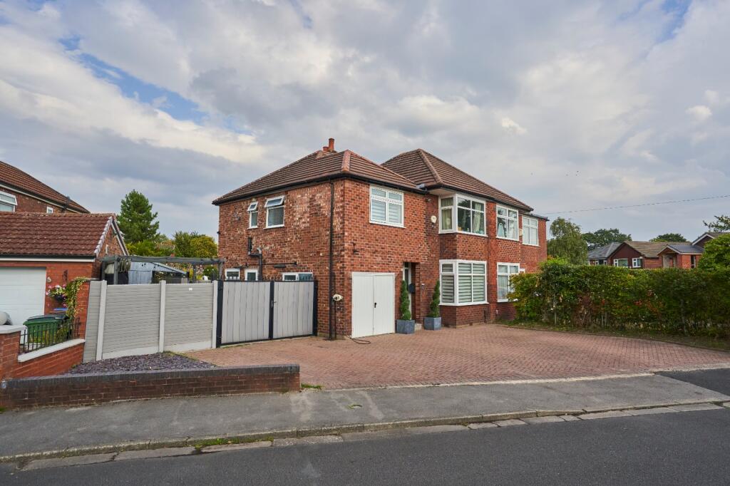 House in Stockport - View 2