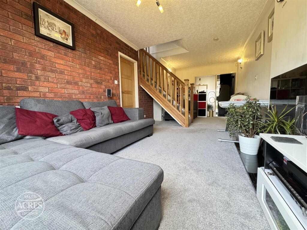 House in Sandwell, West Midlands - View 4
