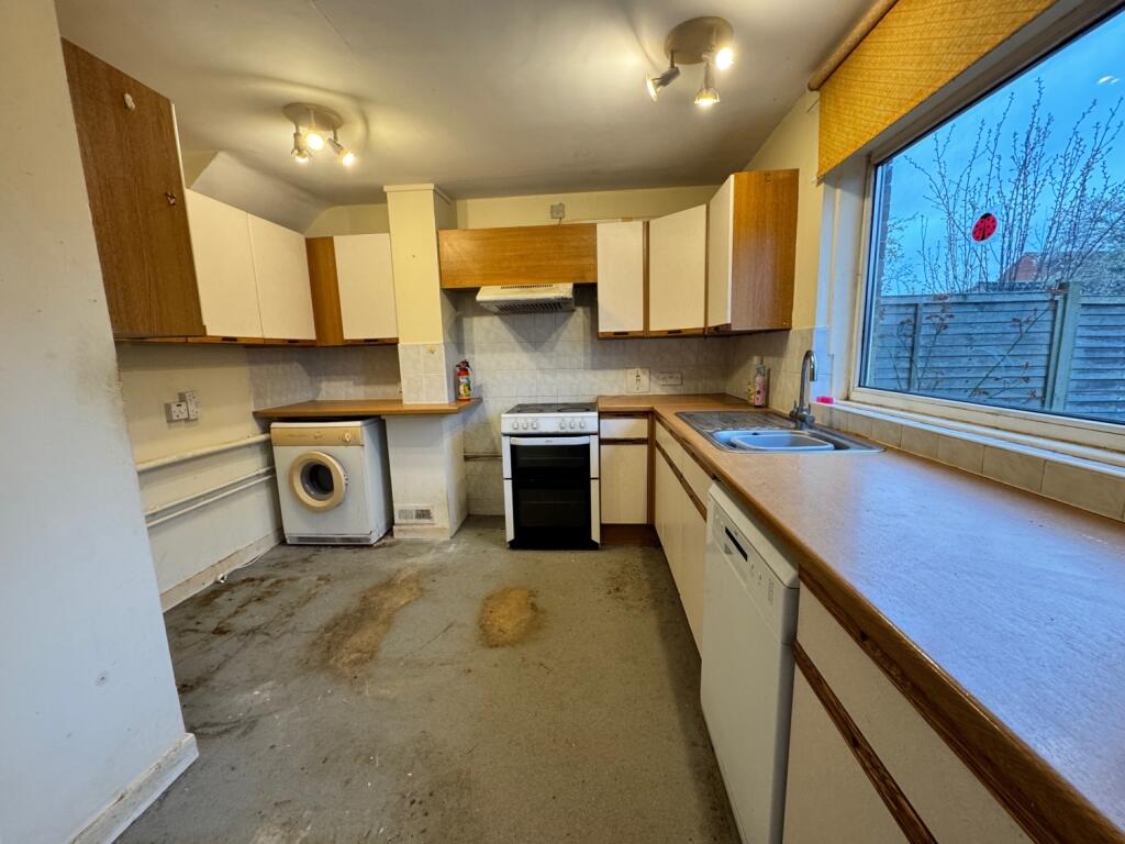 Eriswell Drive, Lakenheath, Suffolk, IP27 photo 3