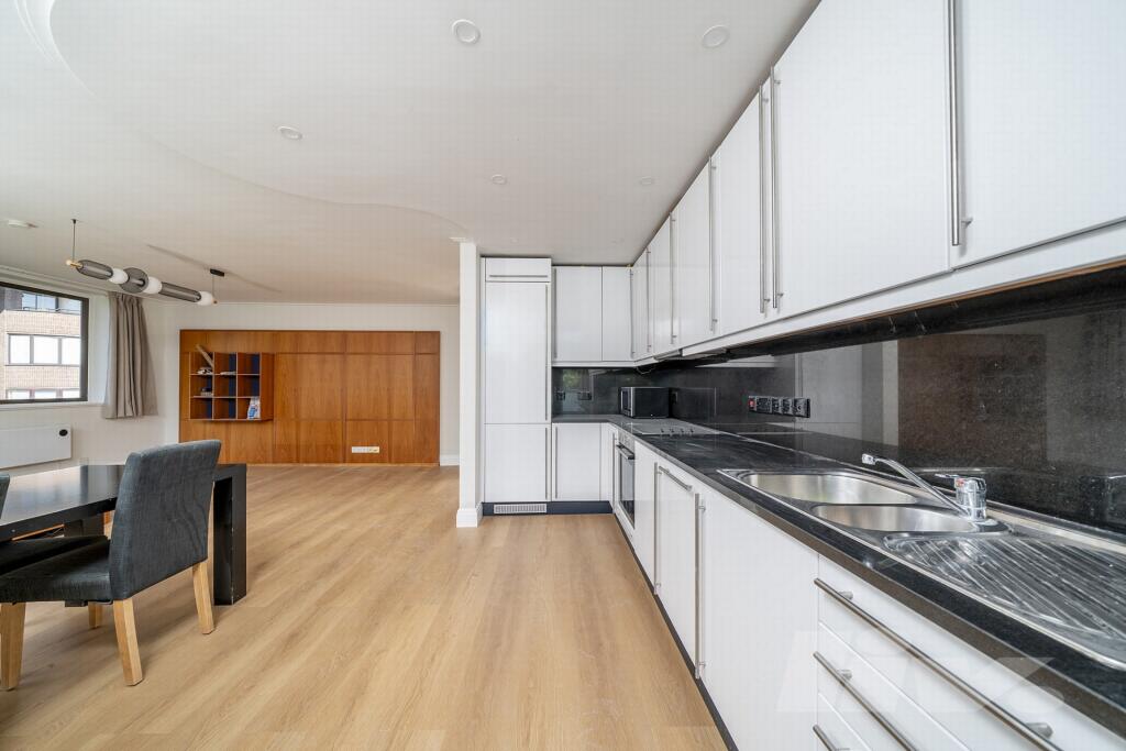 Apartment in London - More