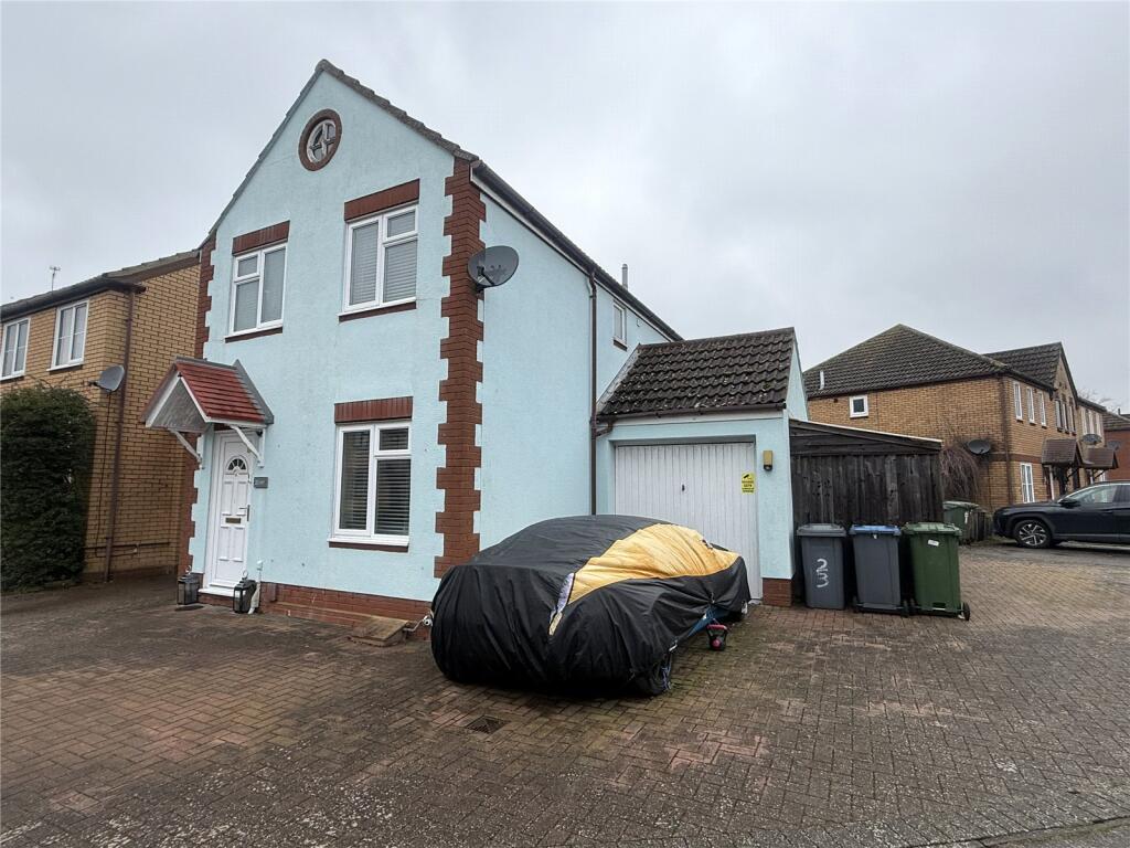 Main image of property: Wilding Drive, Kesgrave, Ipswich, Suffolk, IP5