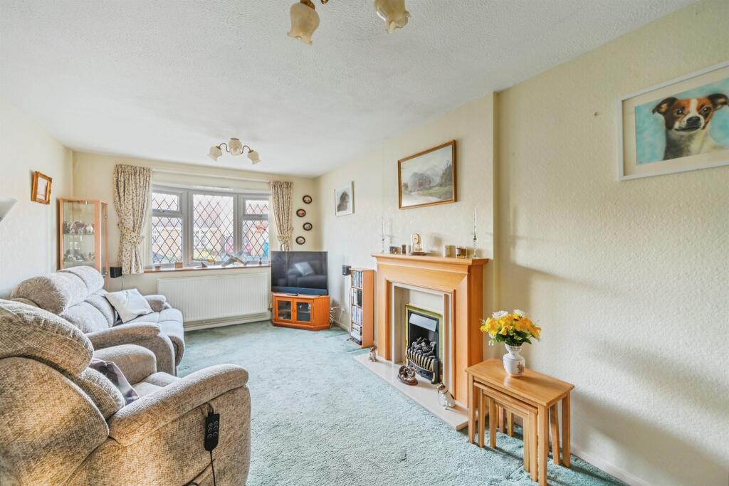 Melfort Close, Sinfin, Derby photo 2