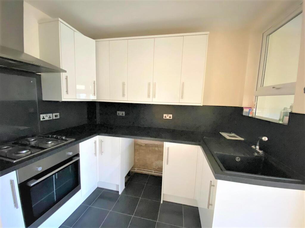 House in Ipswich - View 5