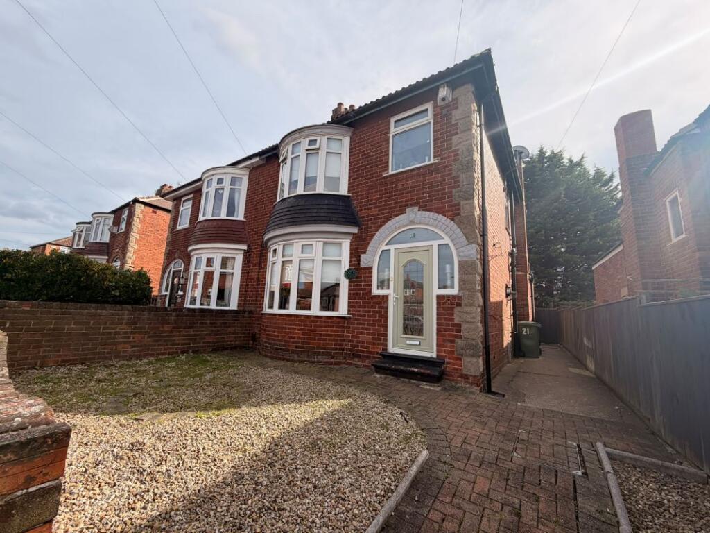 Main image of property: 21 Mount Pleasant Road, Stockton, Cleveland, TS20 2HX