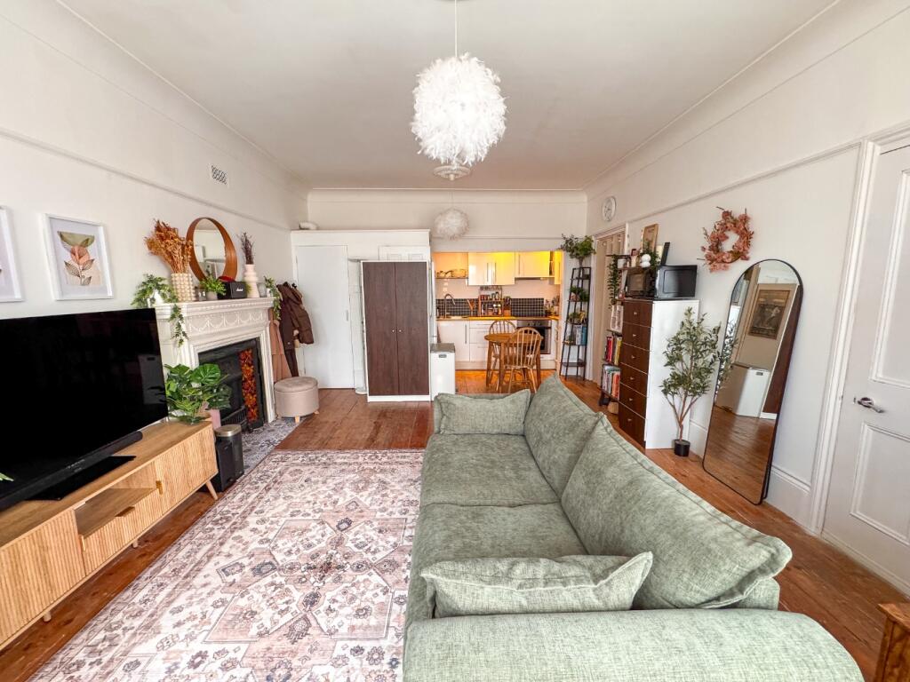Apartment in London, Shooters Hill - View 4