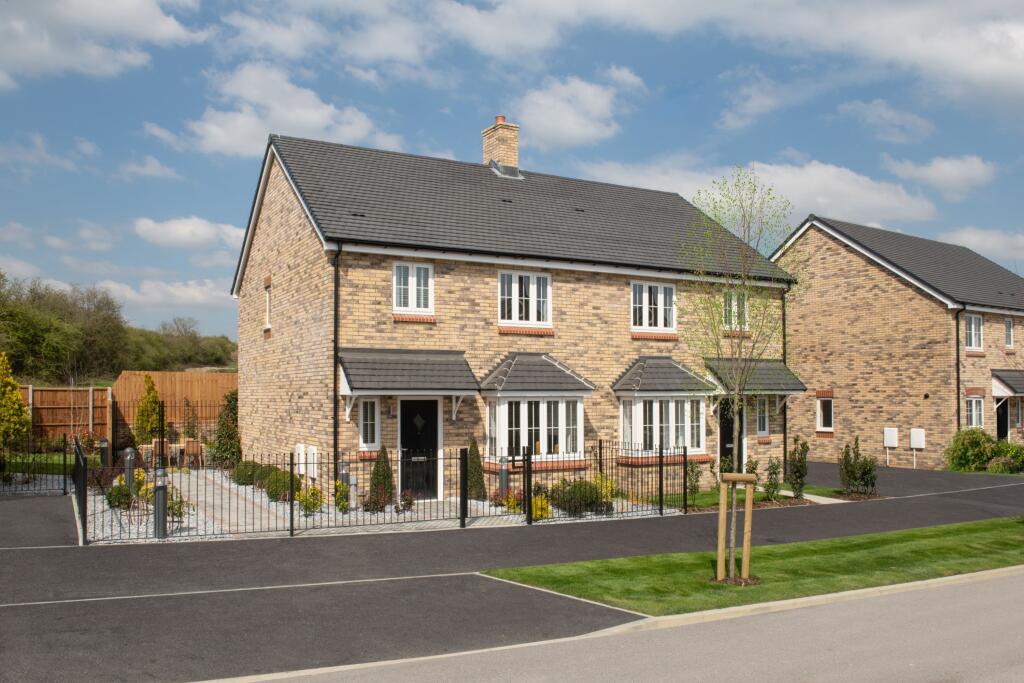 Main image of property: 1 Gault Way, Leighton Buzzard, LU73SF