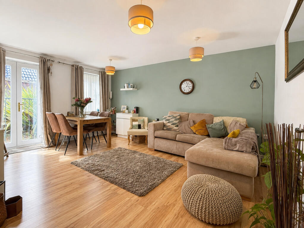 Apartment in Cardiff - View 4