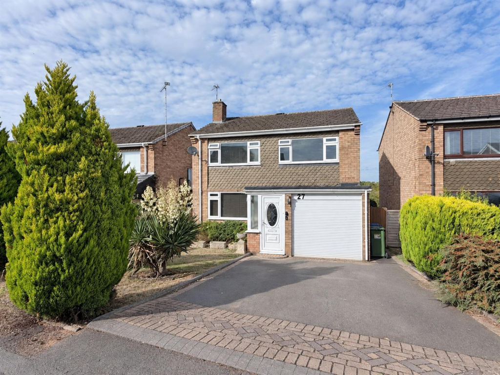 Main image of property: Cornwall Close, Warwick