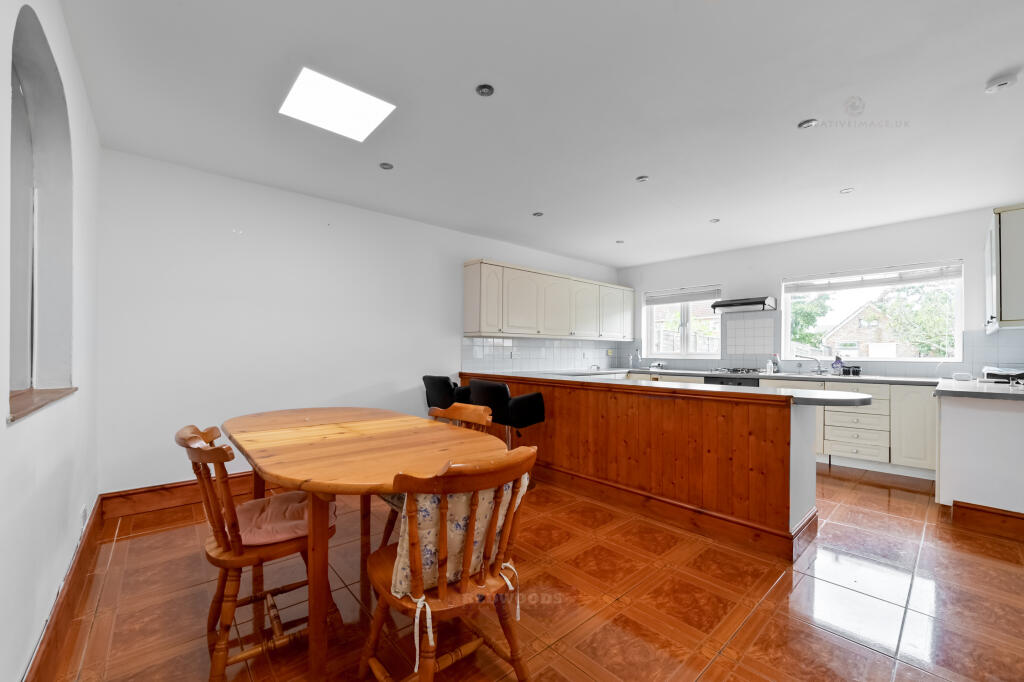 House in Bray, Windsor and Maidenhead - View 3