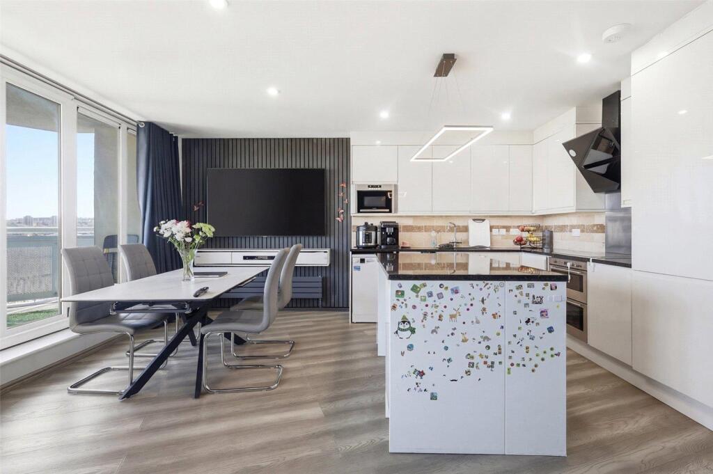 Apartment in London - View 2