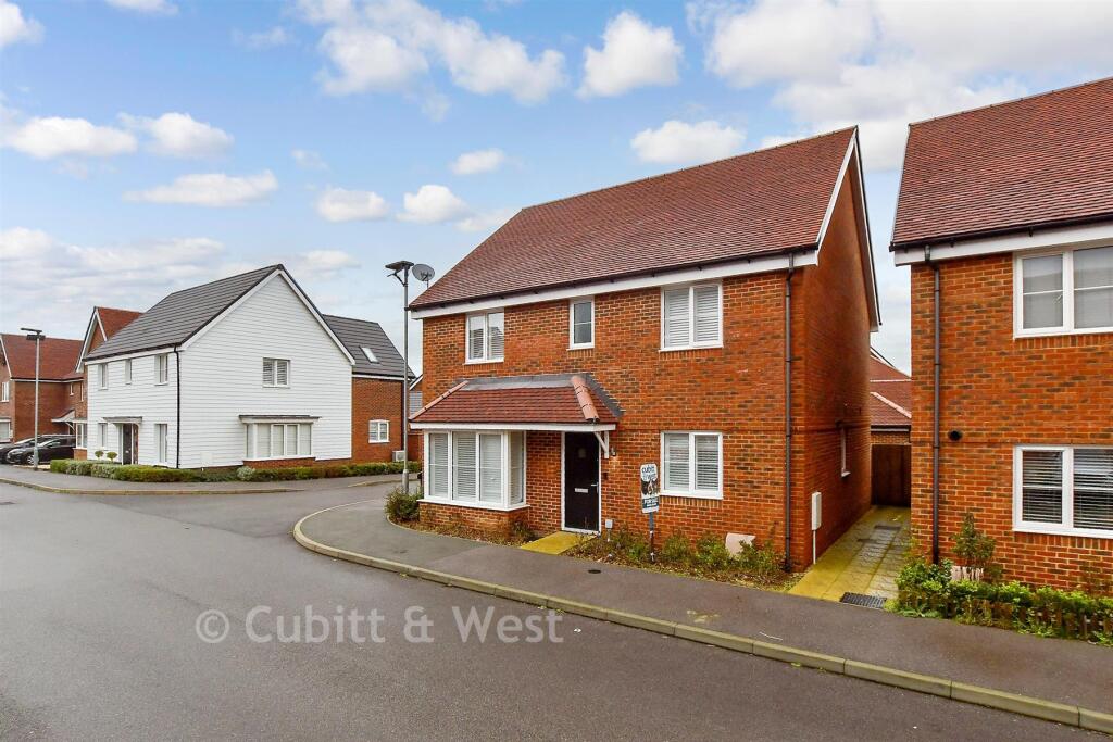 Main image of property: Cambridgeshire Walk, Faygate, Horsham, West Sussex