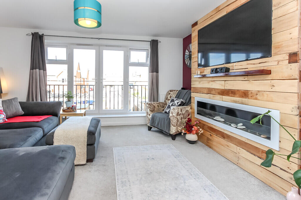 House in Wellingborough, Stanton Cross - View 3