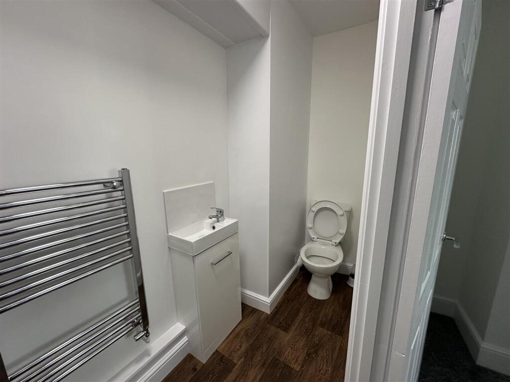 House in Nottingham - View 4