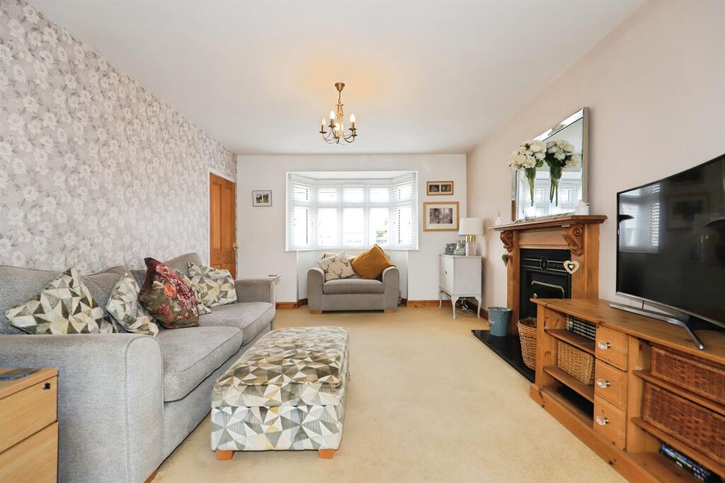 House in Dudley - View 3