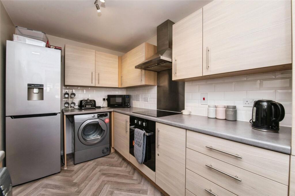 House in Exeter, Cranbrook - More