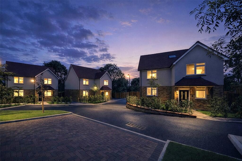 Main image of property: Lucca Close, Hayes, Bromley