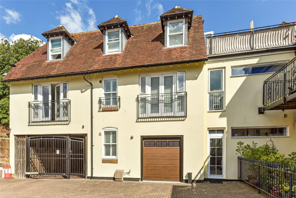 Main image of property: South Pallant, Chichester, West Sussex, PO19
