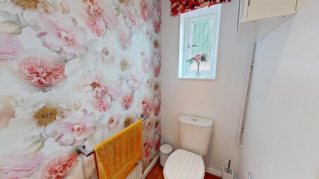 House in Cardiff, Thornhill - View 3
