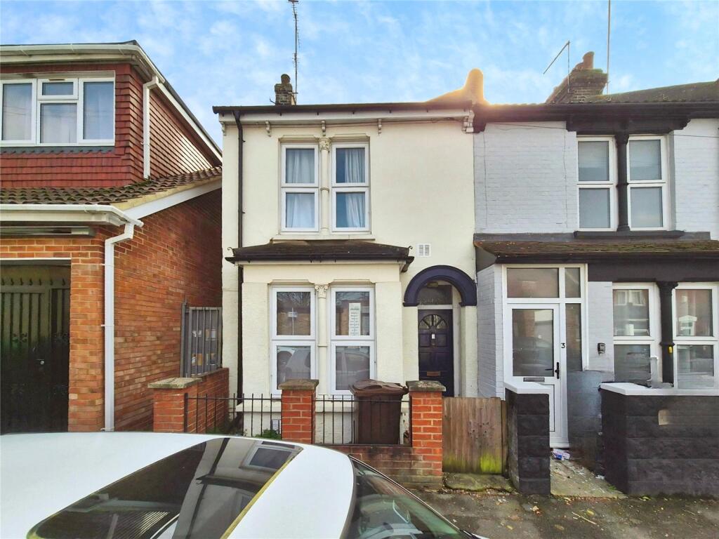 Main image of property: Castle Avenue, Rochester, Kent, ME1