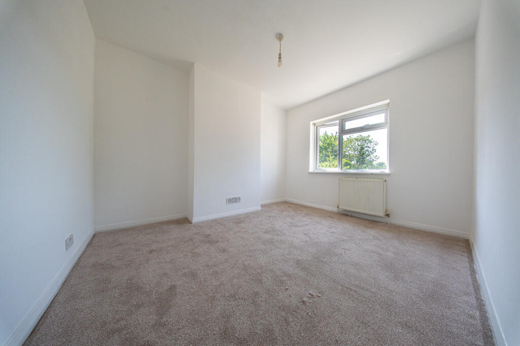 House in Romford - View 5