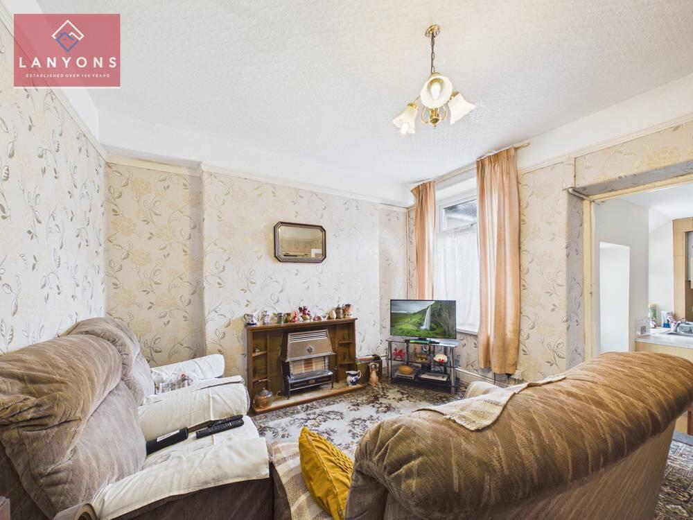 House in Cardiff, Cymmer - View 5