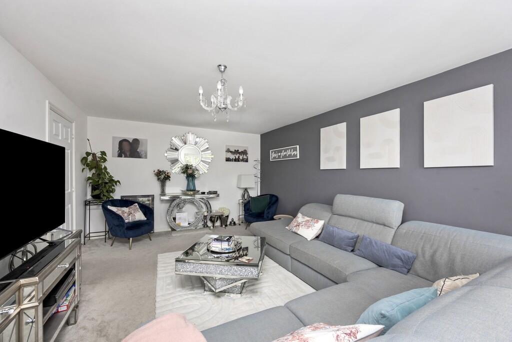 House in Redhill - View 4