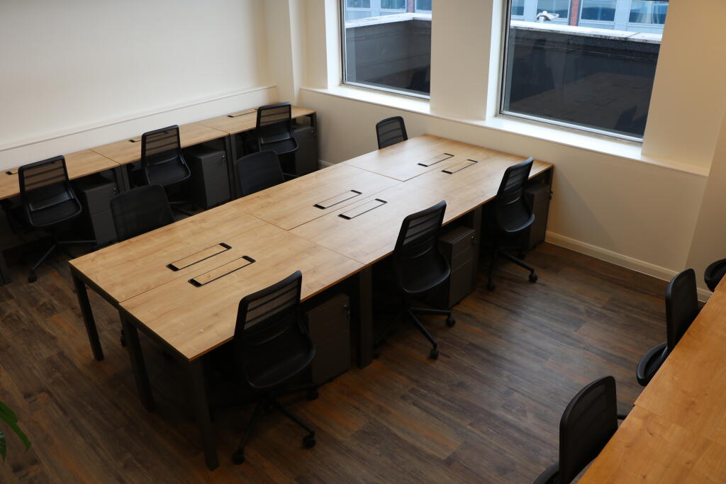 14 Person Office