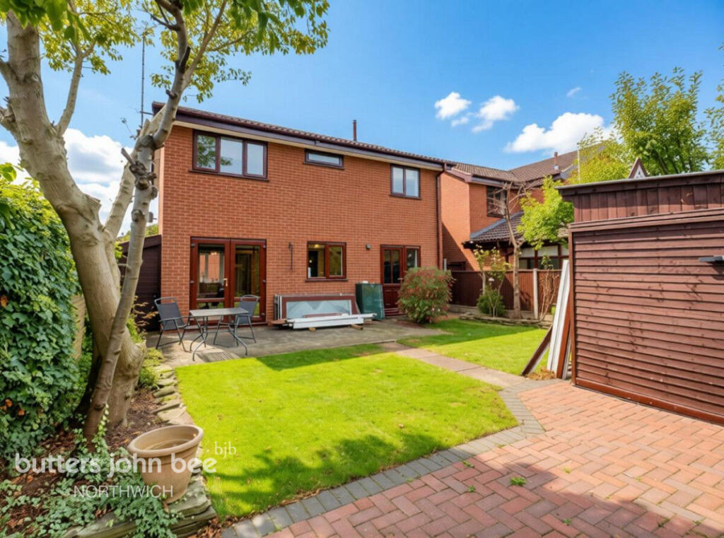 House in Northwich, Broken Cross, Rudheath - View 2