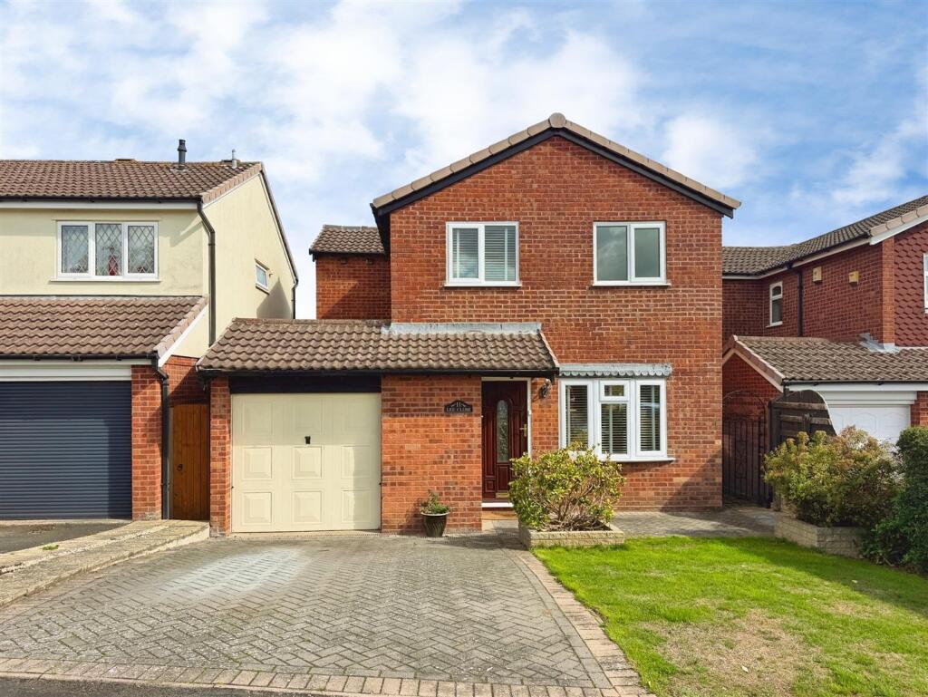Main image of property: Lee Close, Warwick