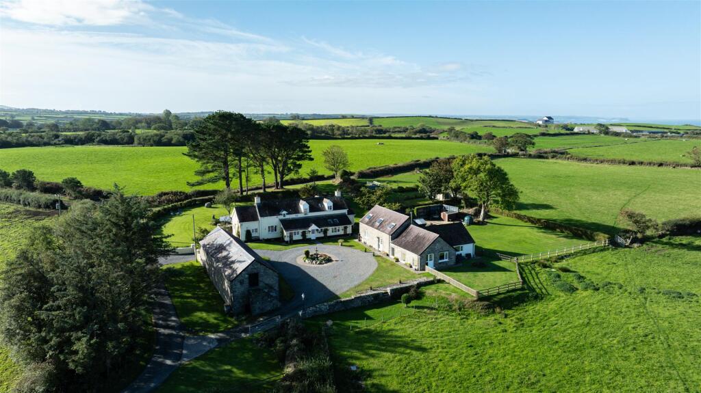 Main image of property: Llanrhystud