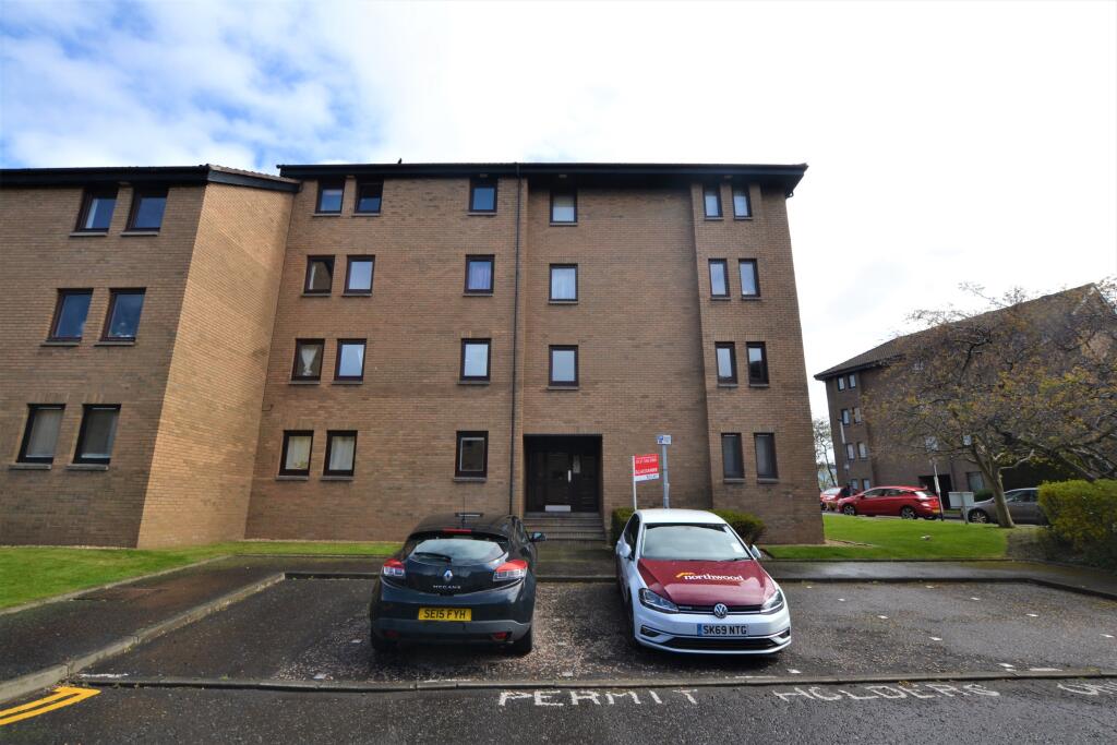Main image of property: Boat Green, Edinburgh, EH3