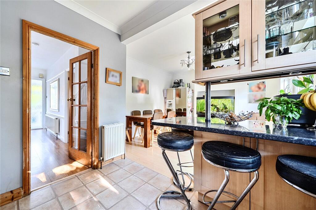House in London, Brunswick Park - View 5