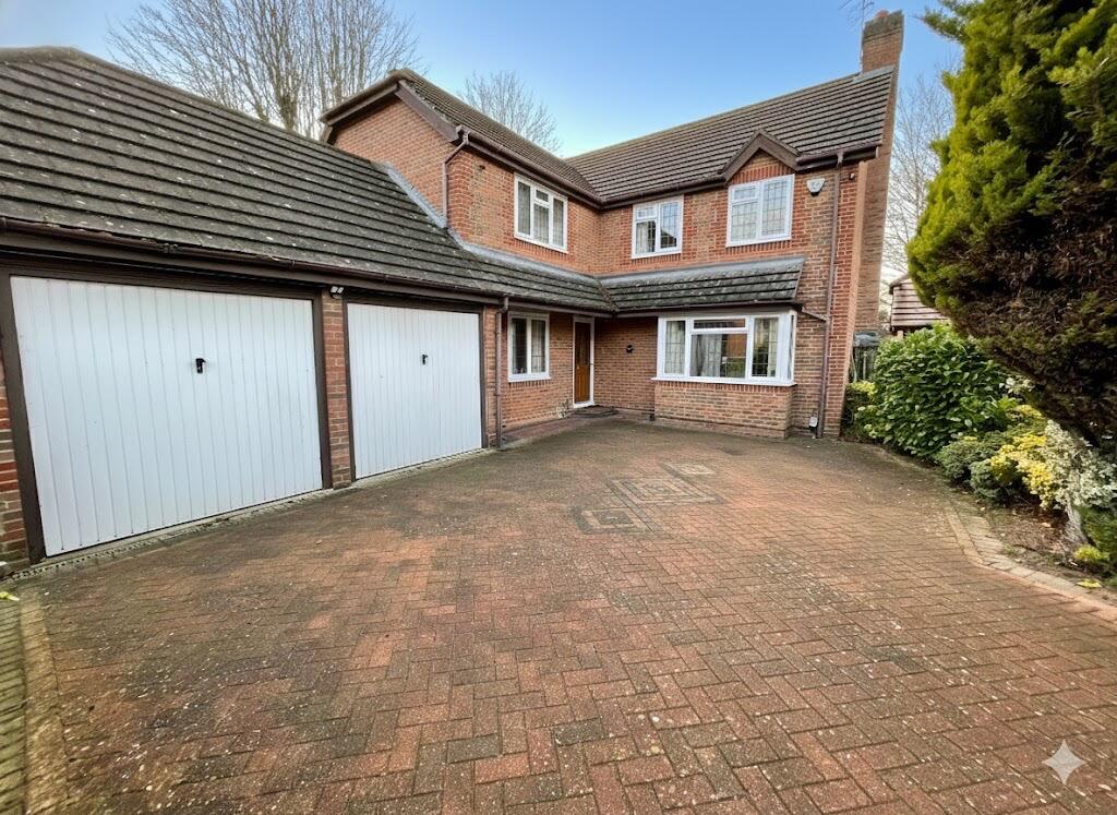 Main image of property: Greenside Park, Luton, Bedfordshire, LU2 7JF