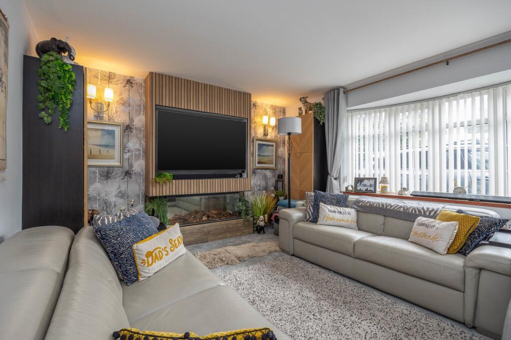 House in Dudley, West Midlands - View 4