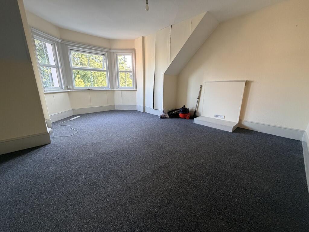 Apartment in Hastings, Blacklands - View 4