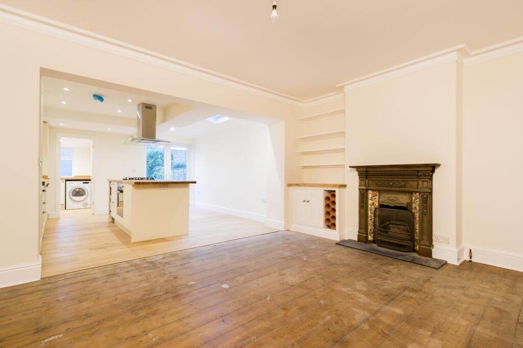 Main image of property: Hertford Street, Oxford, OX4 3AL