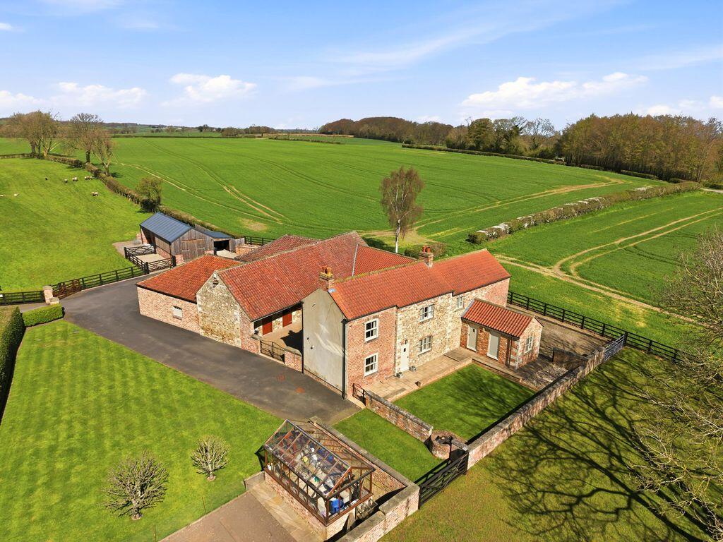 Main image of property: Gooseberry Farm, Kirkby Road, Ripon, North Yorkshire HG4 2RF