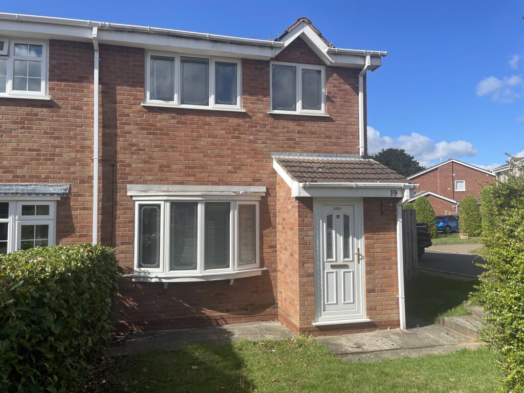 Main image of property: Lowforce, Wilnecote, B77
