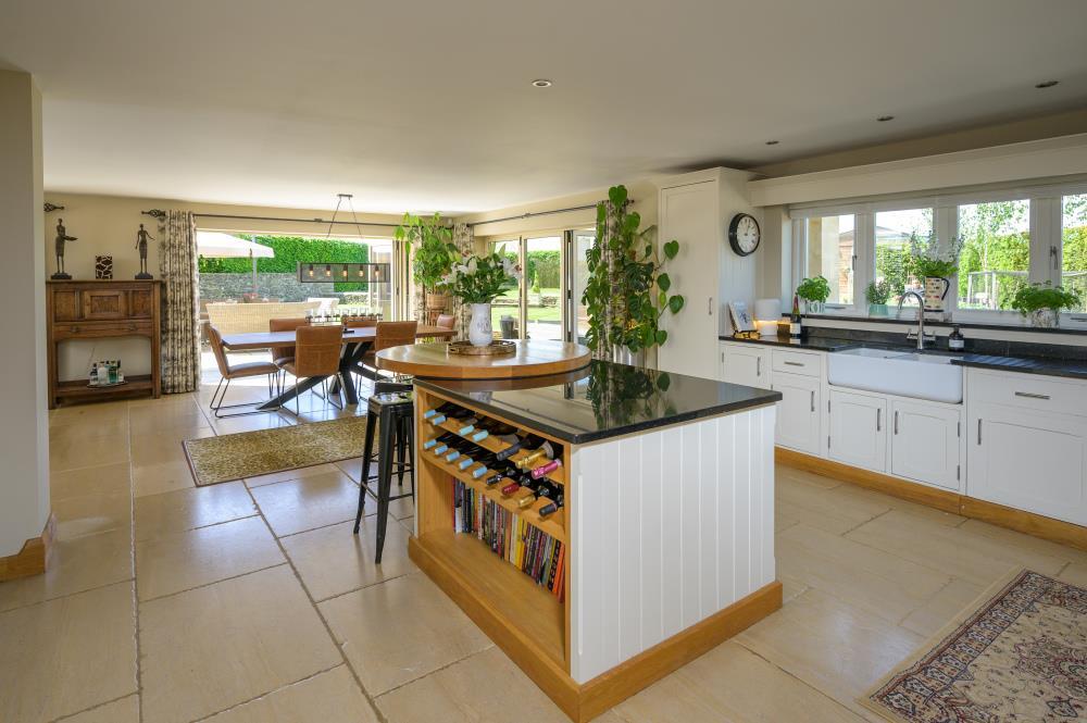 Tetbury Road, Sherston, Malmesbury, Wiltshire SN16 photo 4