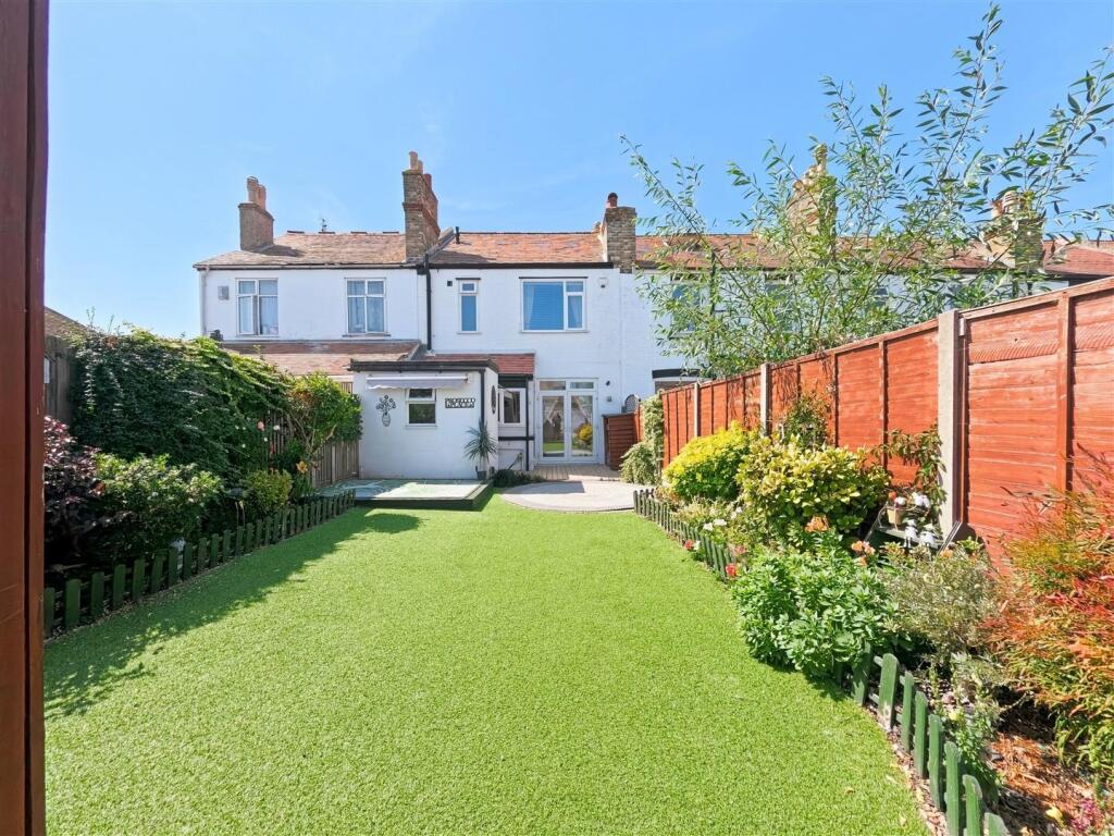 House in Canterbury - View 4