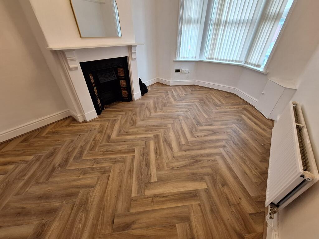 House in Birkenhead, Egerton Park - View 3