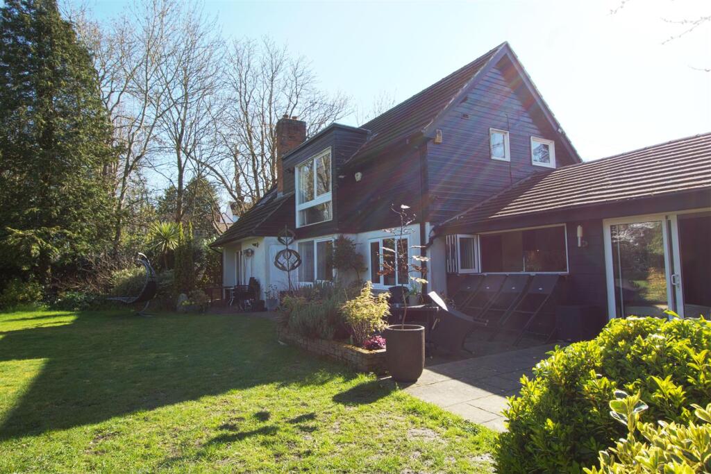 Main image of property: Tye Common Road, Little Burstead, Billericay