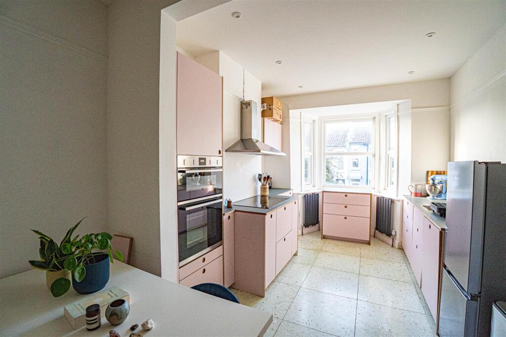 House in Hastings, West Hill - View 2