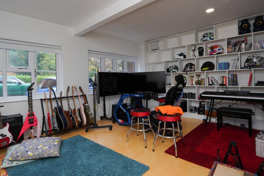 House in Warwick, Park Hill, Kenilworth - View 5