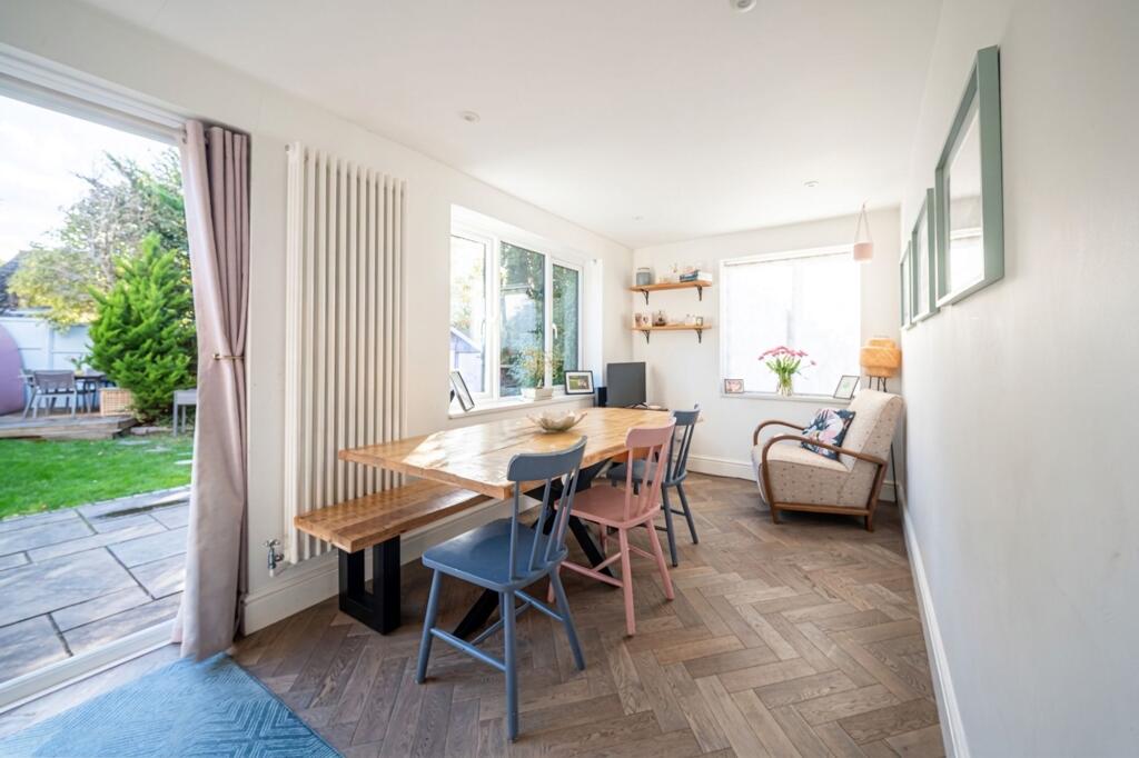 House in Eastleigh, Millers Dale North, Chandler's Ford - View 5